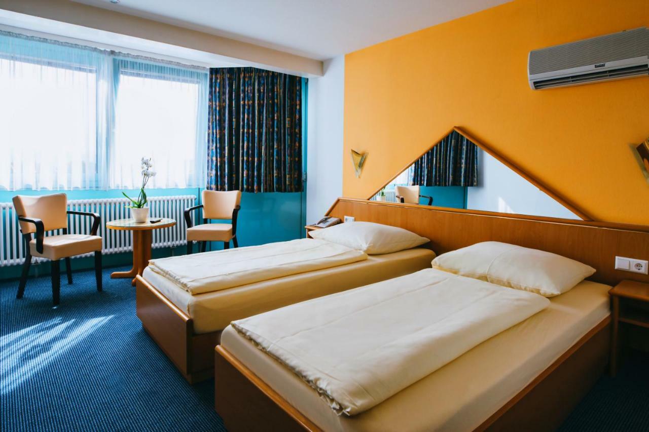 Hotel Central Weil am Rhein Exteriör bild